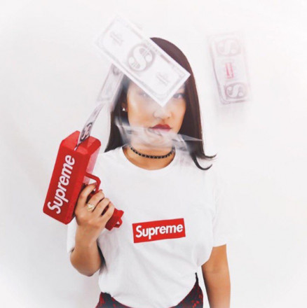 Money Gun Для Денег от Supreme