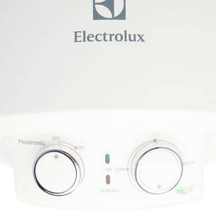 Водонагреватель Electrolux EWH 30 Heatronic Slim DryHeat