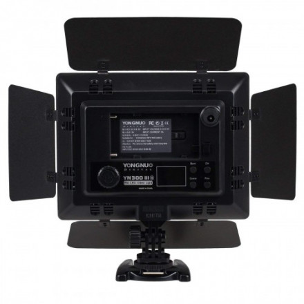 Cветодиодный Осветитель Yongnuo YN-300 III